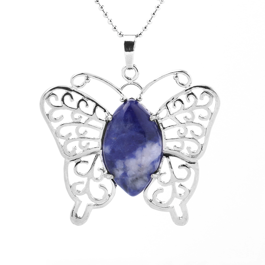 Chaîne et son Pendentif en Sodalite "Humilité & Courage" - Papillon