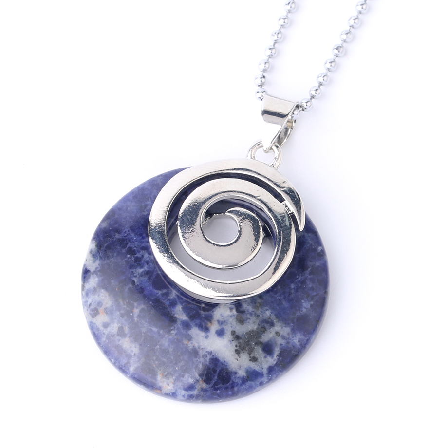 Chaîne et son Pendentif Reiki en Sodalite "Humilité & Courage"