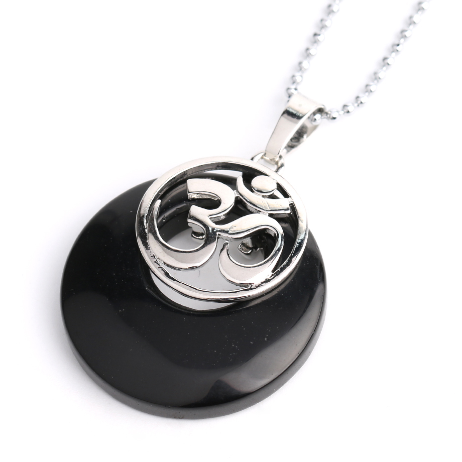 Chaîne et son Pendentif Guérison en Agate noire "Persévérance & Protection" - Om